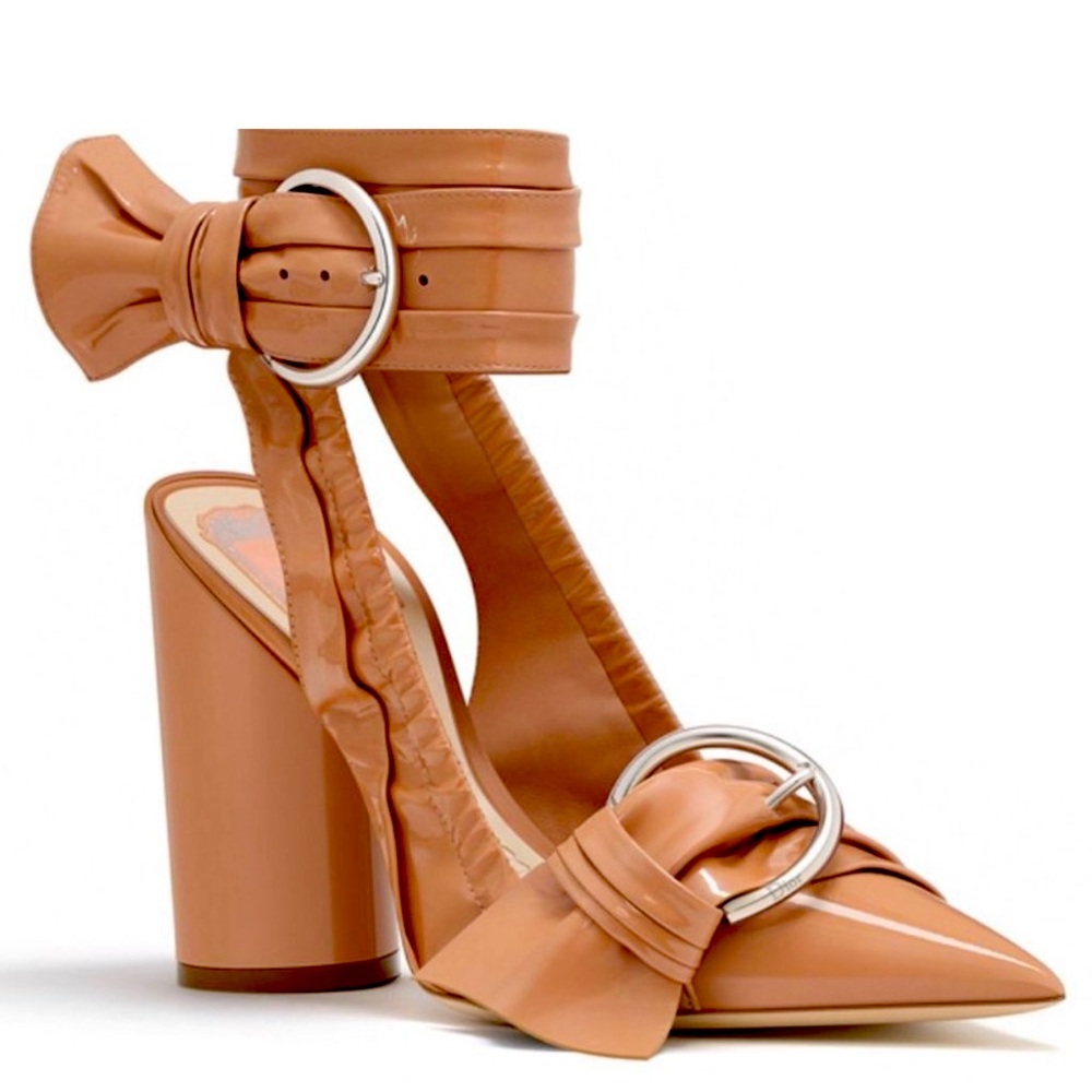 Dior “Conquest” pumps size 36 - Beautiful Nude Patent
